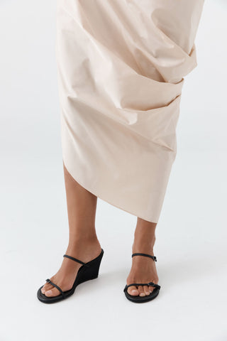 Petit Detail Wedge - Black