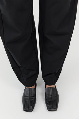 Minimal Flat Loafer