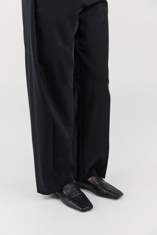 Minimal Flat Loafer