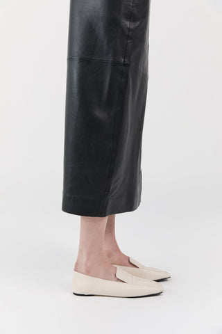 Minimal Flat Loafer