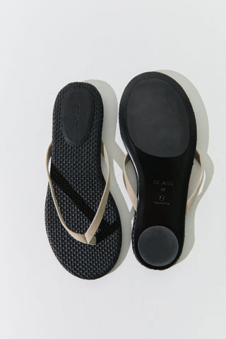 Suede Flip Flop - Rock